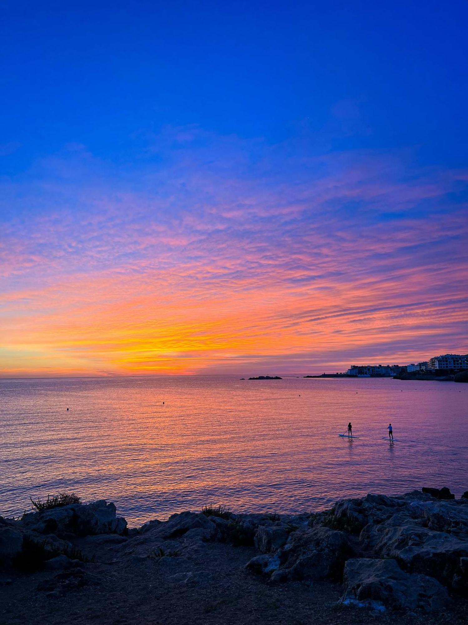 Vive Tu Vida Sonada Delante Del Mar Lägenhet L' Escala Exteriör bild